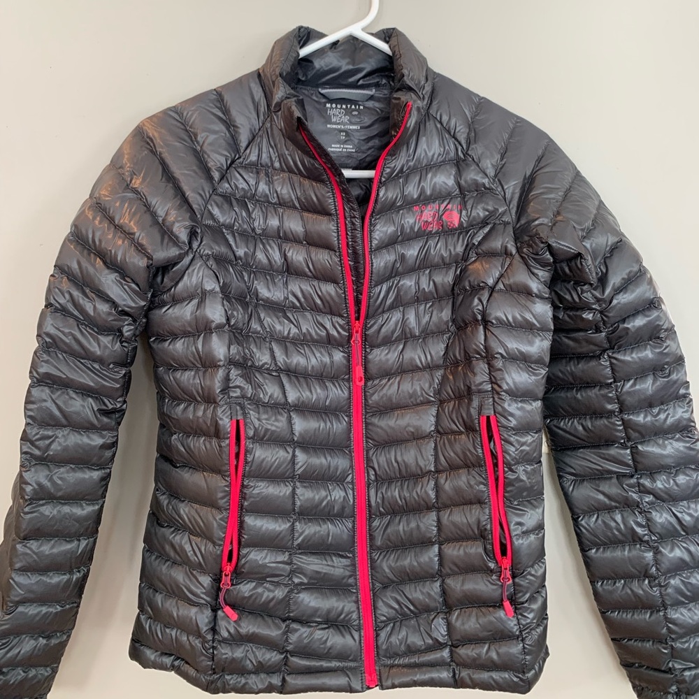 Mountain Hardwear Gray Puffer Jacket